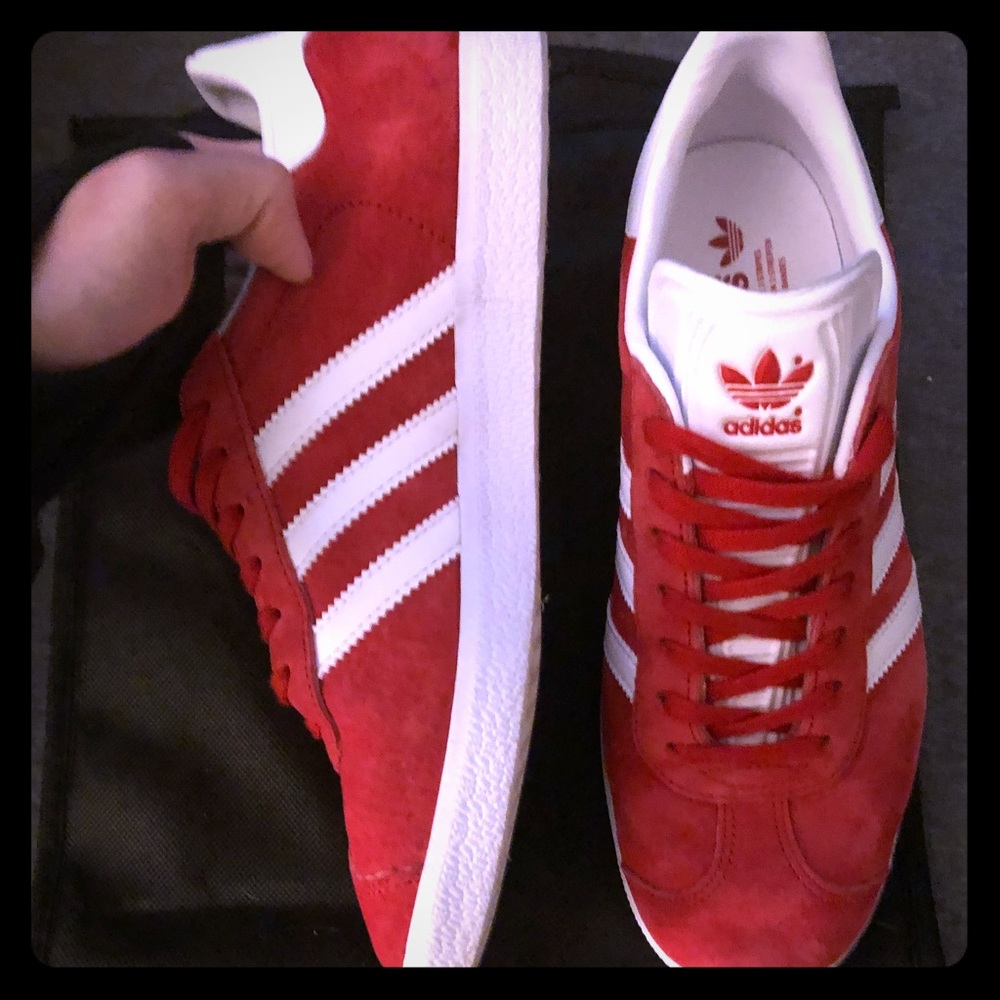 Size 7 Adidas Gazelle Sneakers
